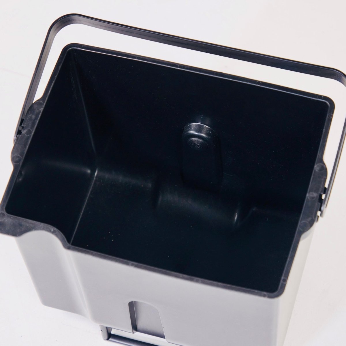 Compocloset 14.7 L Solids Bin - without agitator