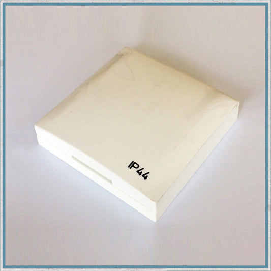 Berker socket outer cover with sprung splash proof cover (white)